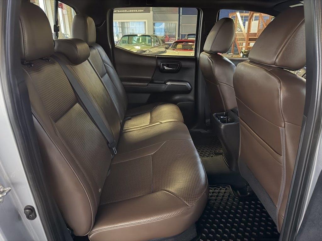 Toyota Tacoma Limited Double Cab Super Long Bed V6 5AT 4WD 2016