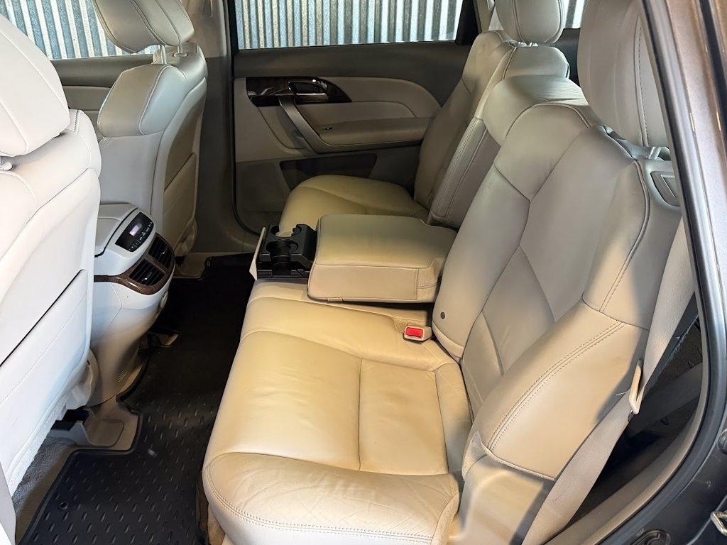 Acura MDX 6-Spd AT w/Tech Package 2012