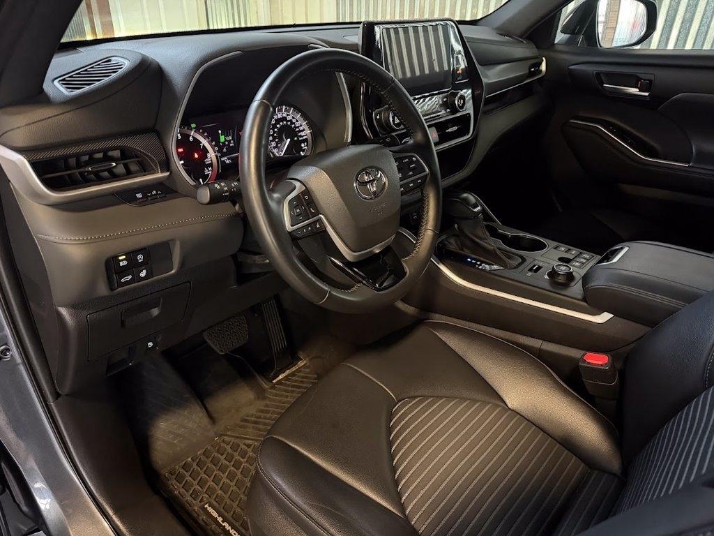 Toyota Highlander Others 2023