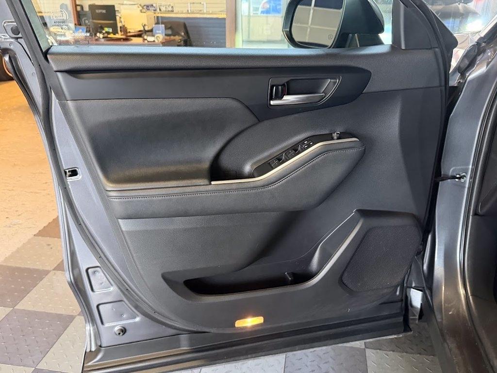 Toyota Highlander Others 2023