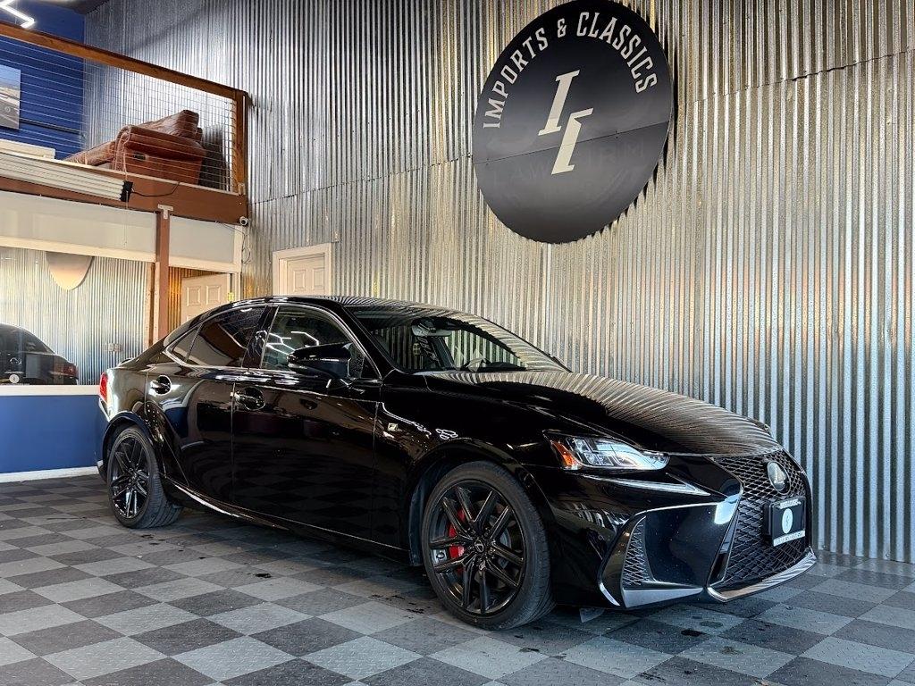 Lexus IS 300 RWD 2019