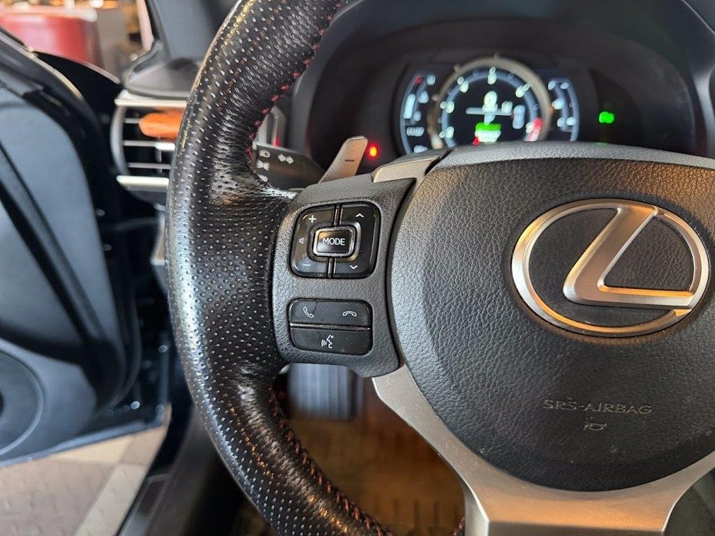 Lexus IS 300 RWD 2019