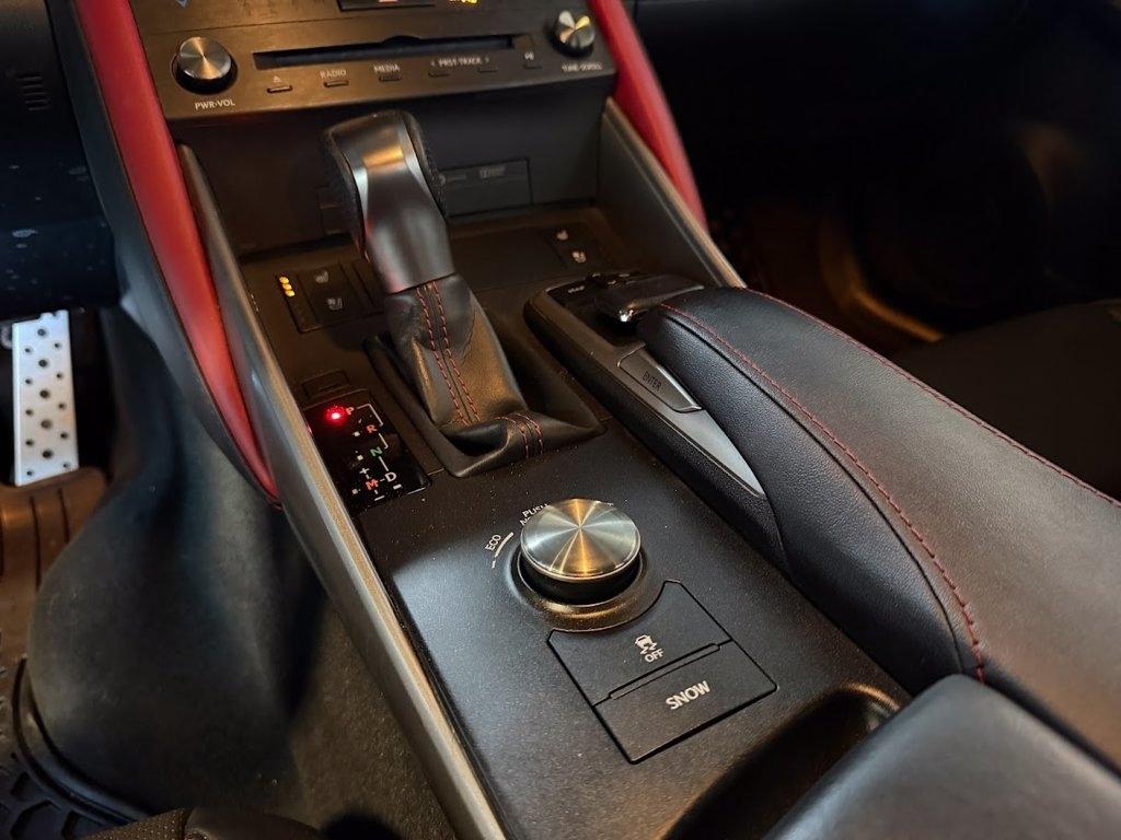 Lexus IS 300 RWD 2019