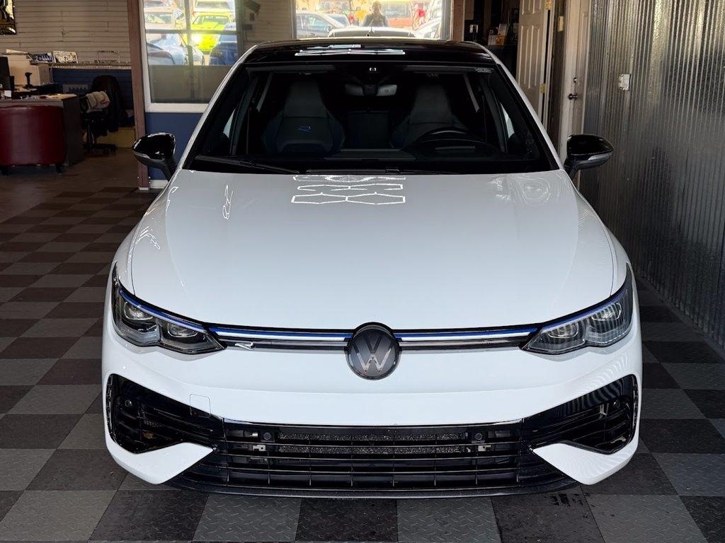 Volkswagen Golf R Base 6M 2024