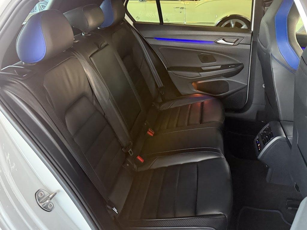 Volkswagen Golf R Base 6M 2024