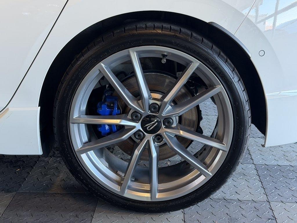 Volkswagen Golf R Base 6M 2024