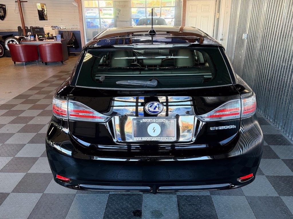 Lexus CT 200h Base 2013
