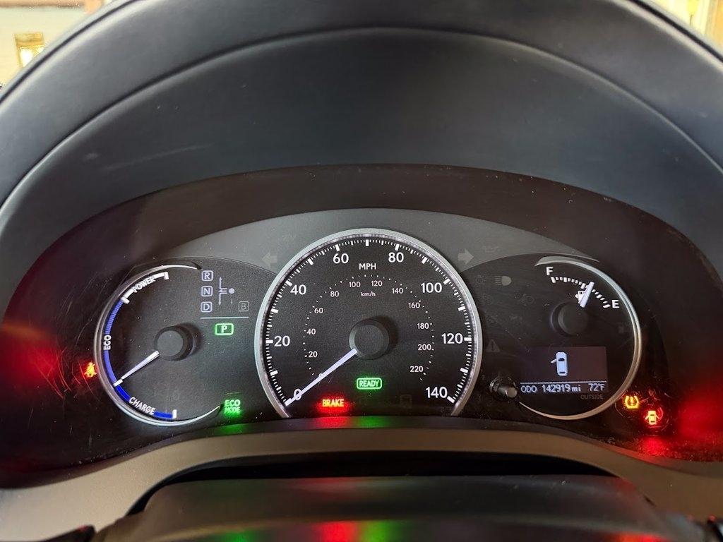 Lexus CT 200h Base 2013
