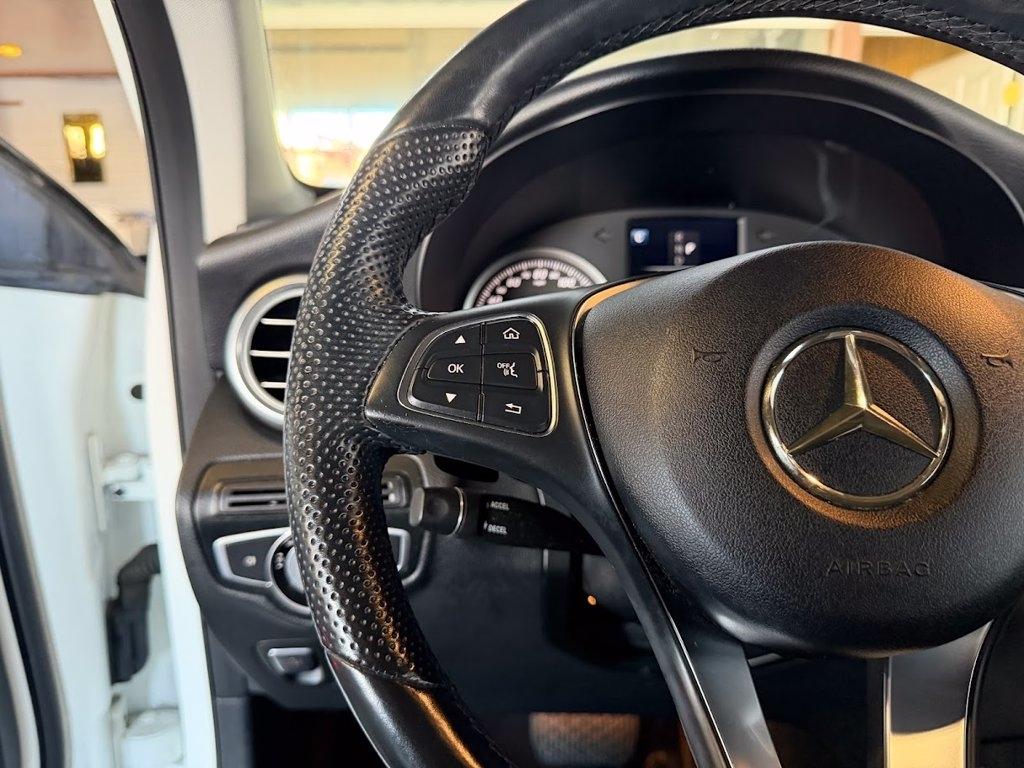 Mercedes-Benz GLC-Class GLC300 4MATIC 2017