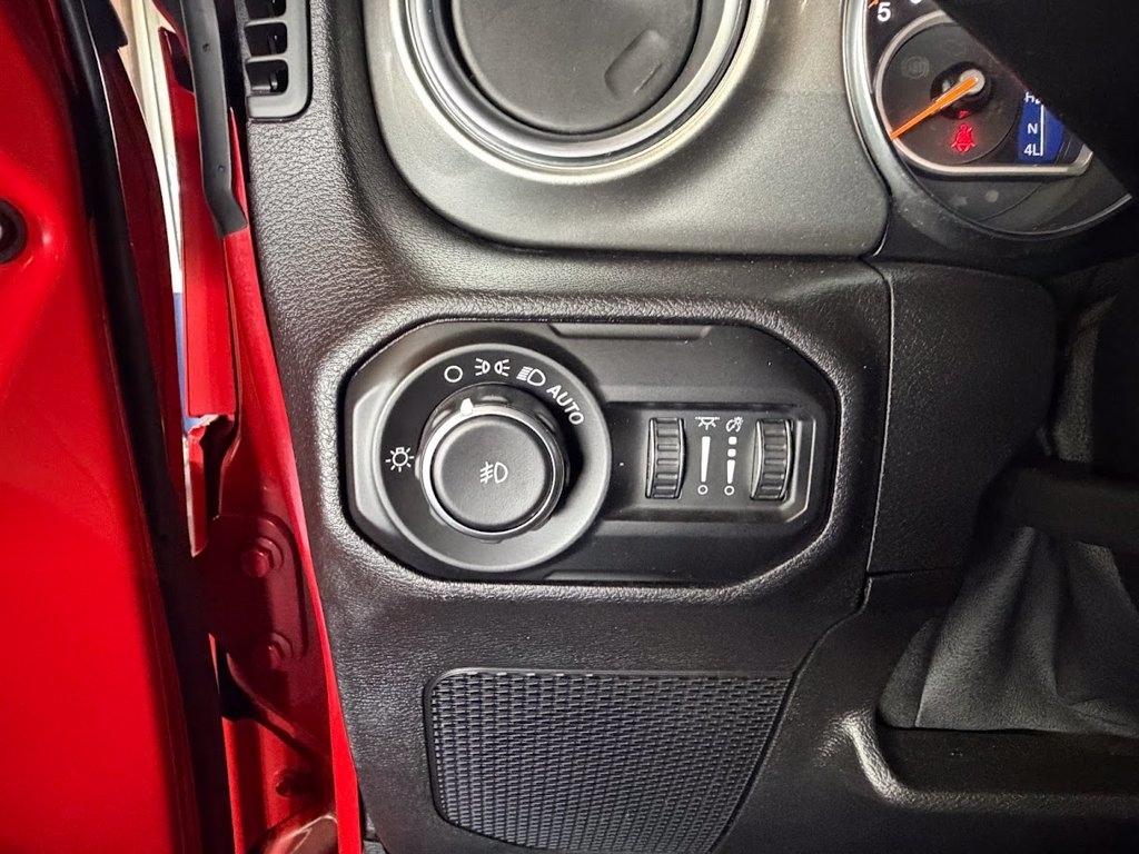 Jeep Wrangler Unlimited Sahara 2021