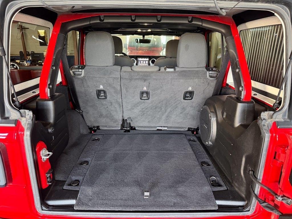 Jeep Wrangler Unlimited Sahara 2021