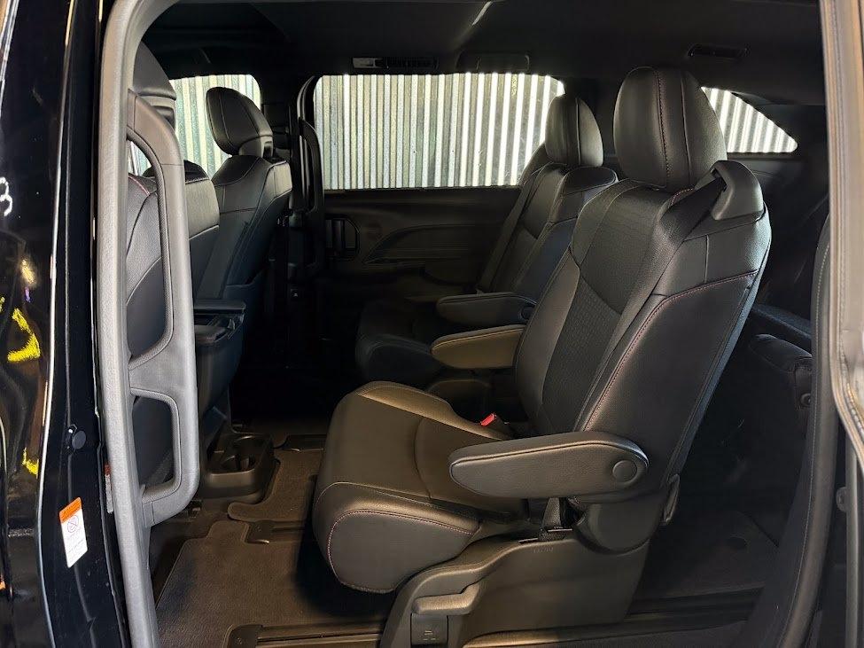 Toyota Sienna Unknown 2025
