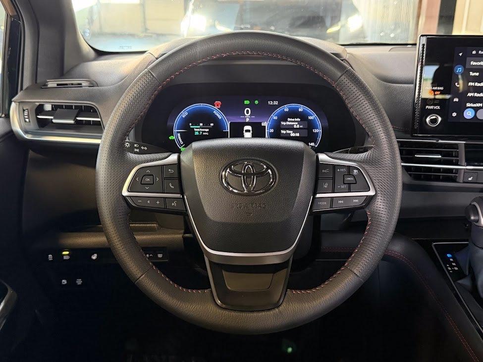 Toyota Sienna Unknown 2025