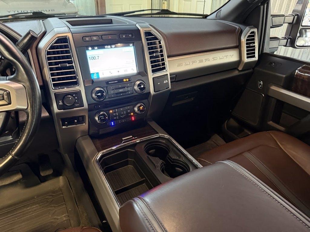 Ford F-350 SD King Ranch Crew Cab 4WD 2017