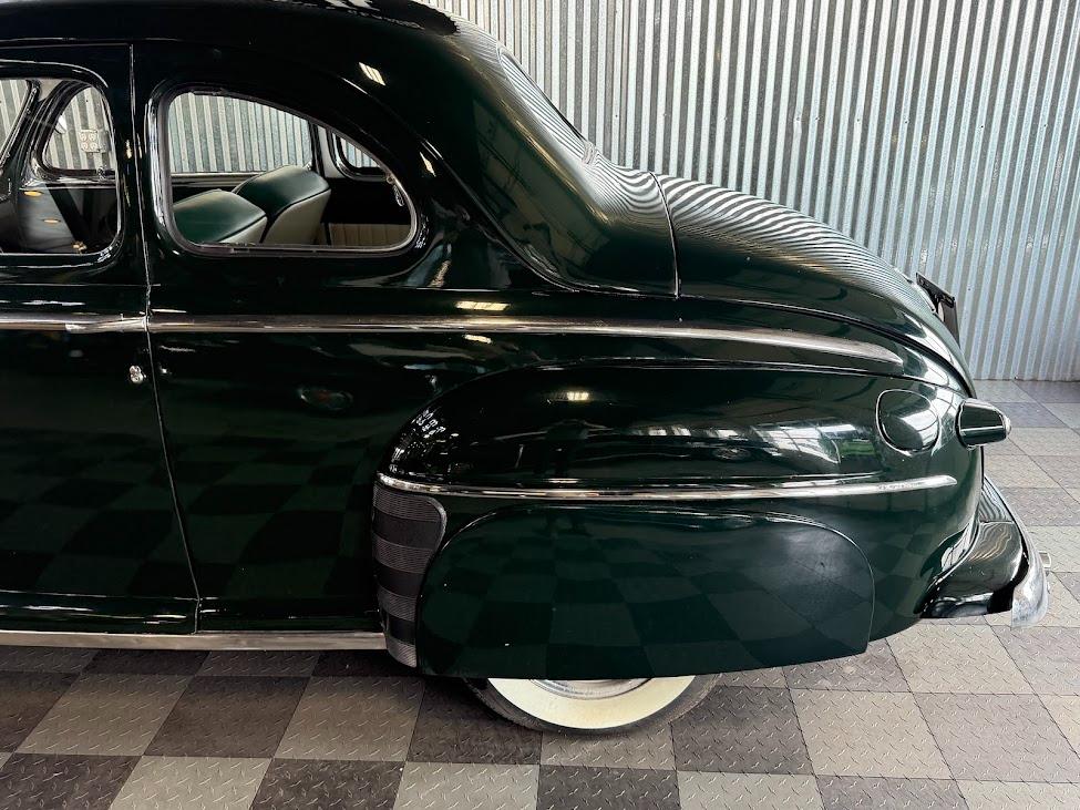 Ford DELUXE COUPE  1948