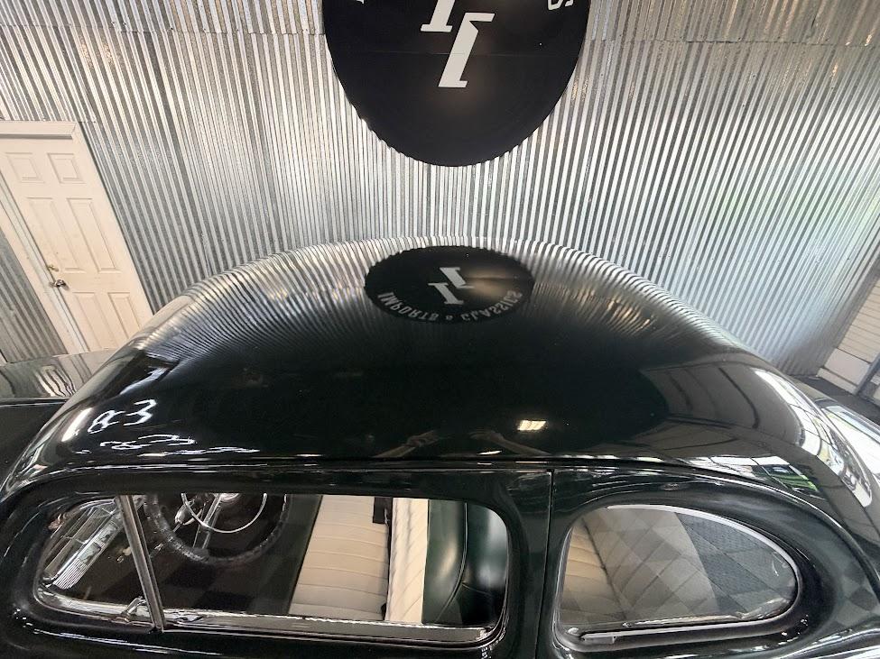 Ford DELUXE COUPE  1948