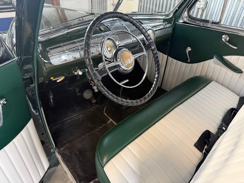 Ford DELUXE COUPE  1948