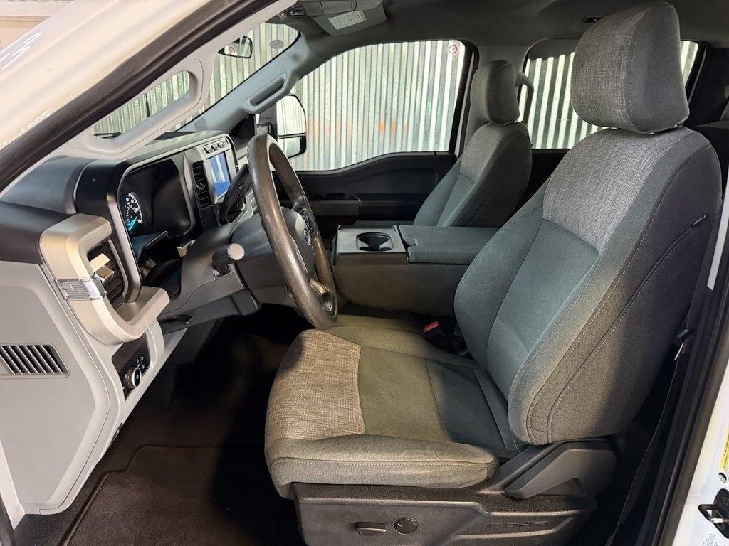Ford F-350 SD XLT Crew Cab LWB 4WD 2024