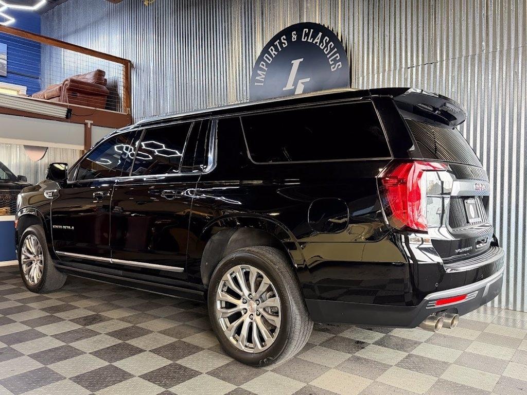 GMC Yukon XL Denali 4WD 2022