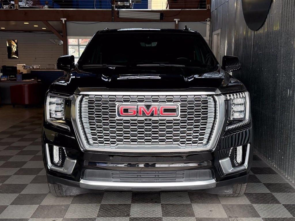 GMC Yukon XL Denali 4WD 2022