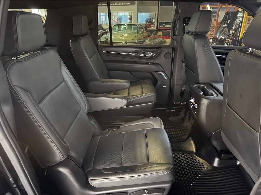 GMC Yukon XL Denali 4WD 2022