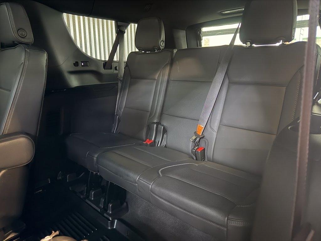 GMC Yukon XL Denali 4WD 2022
