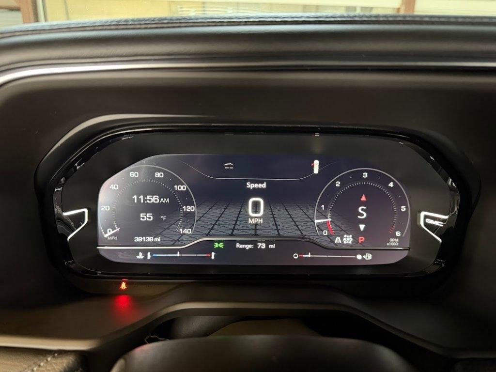 GMC Yukon XL Denali 4WD 2022