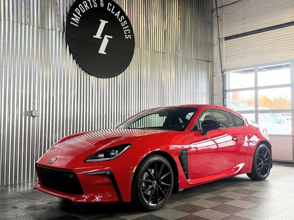 2025 Toyota GR86 Premium 6M