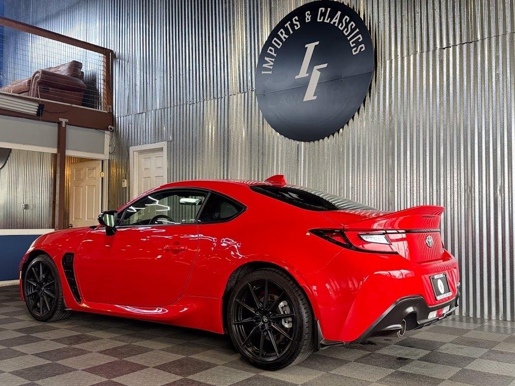 Toyota GR86 Premium 6M 2025