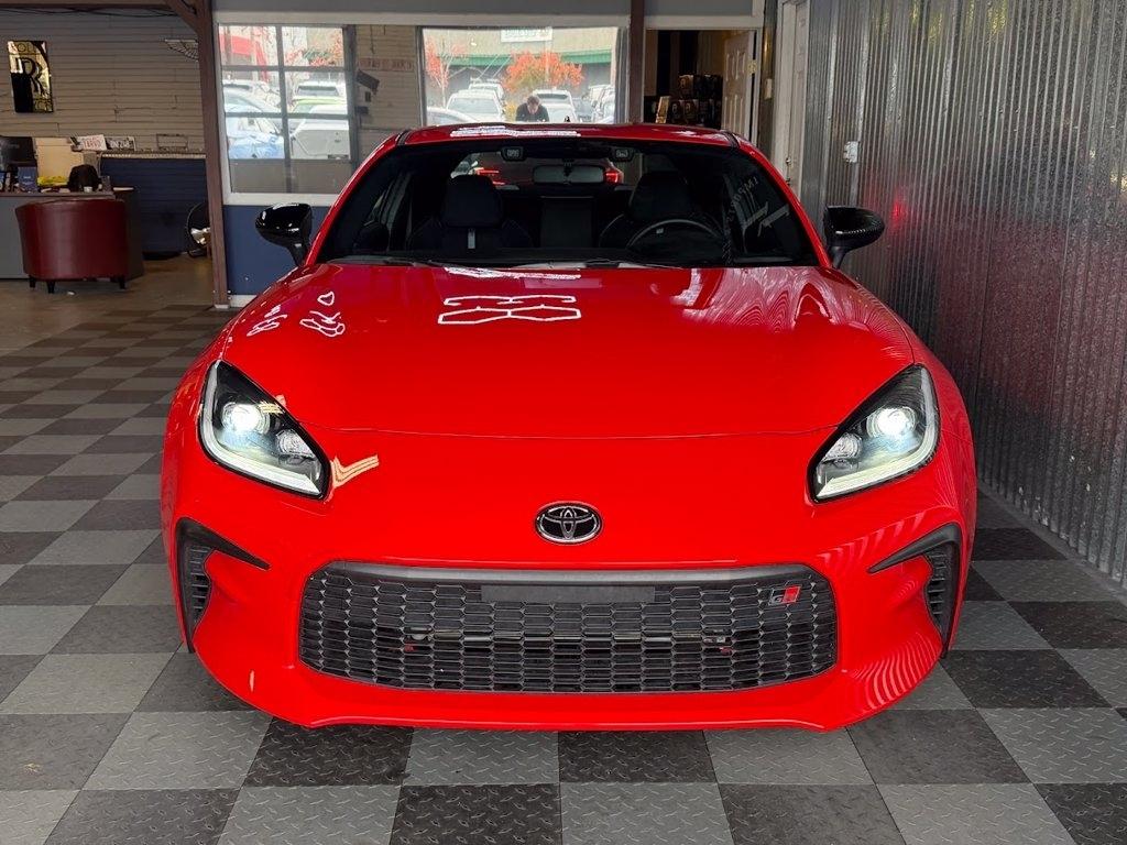 Toyota GR86 Premium 6M 2025