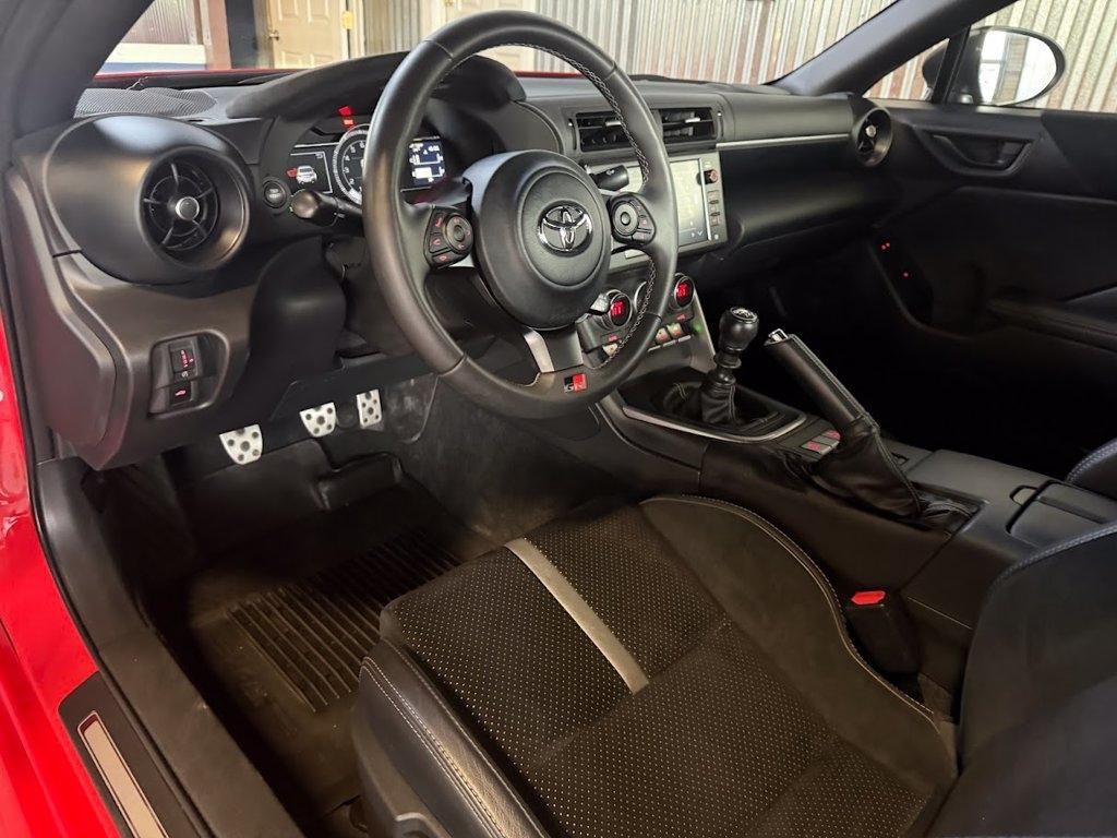 Toyota GR86 Premium 6M 2025