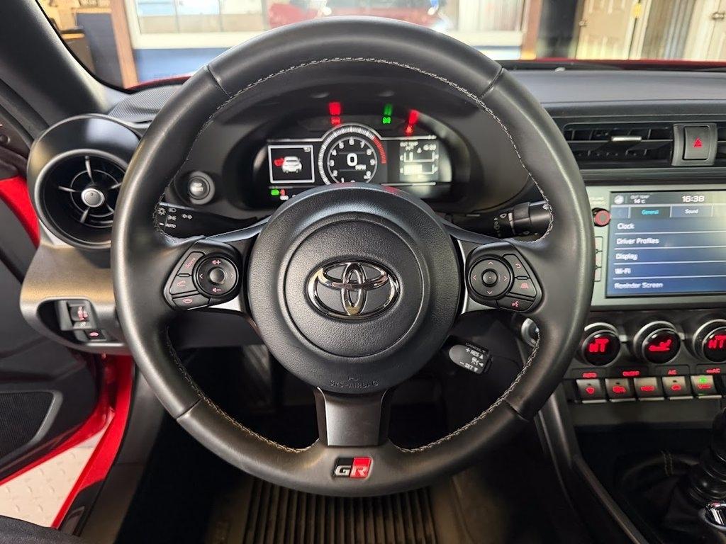 Toyota GR86 Premium 6M 2025