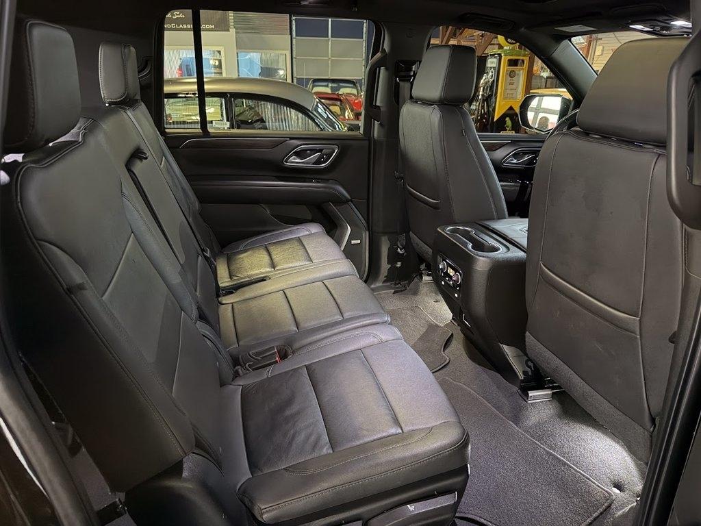 Chevrolet Suburban LT 4WD 2022