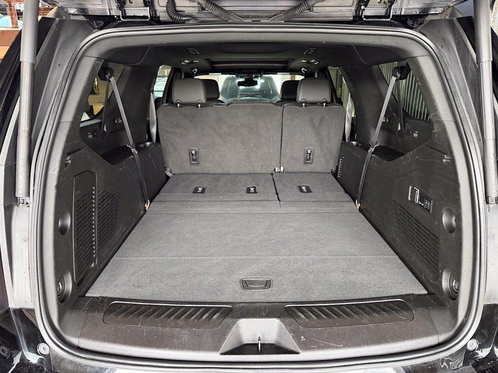 Chevrolet Suburban LT 4WD 2022