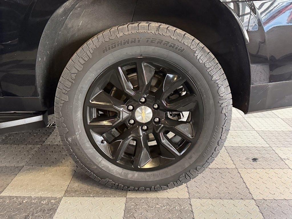 Chevrolet Suburban LT 4WD 2022