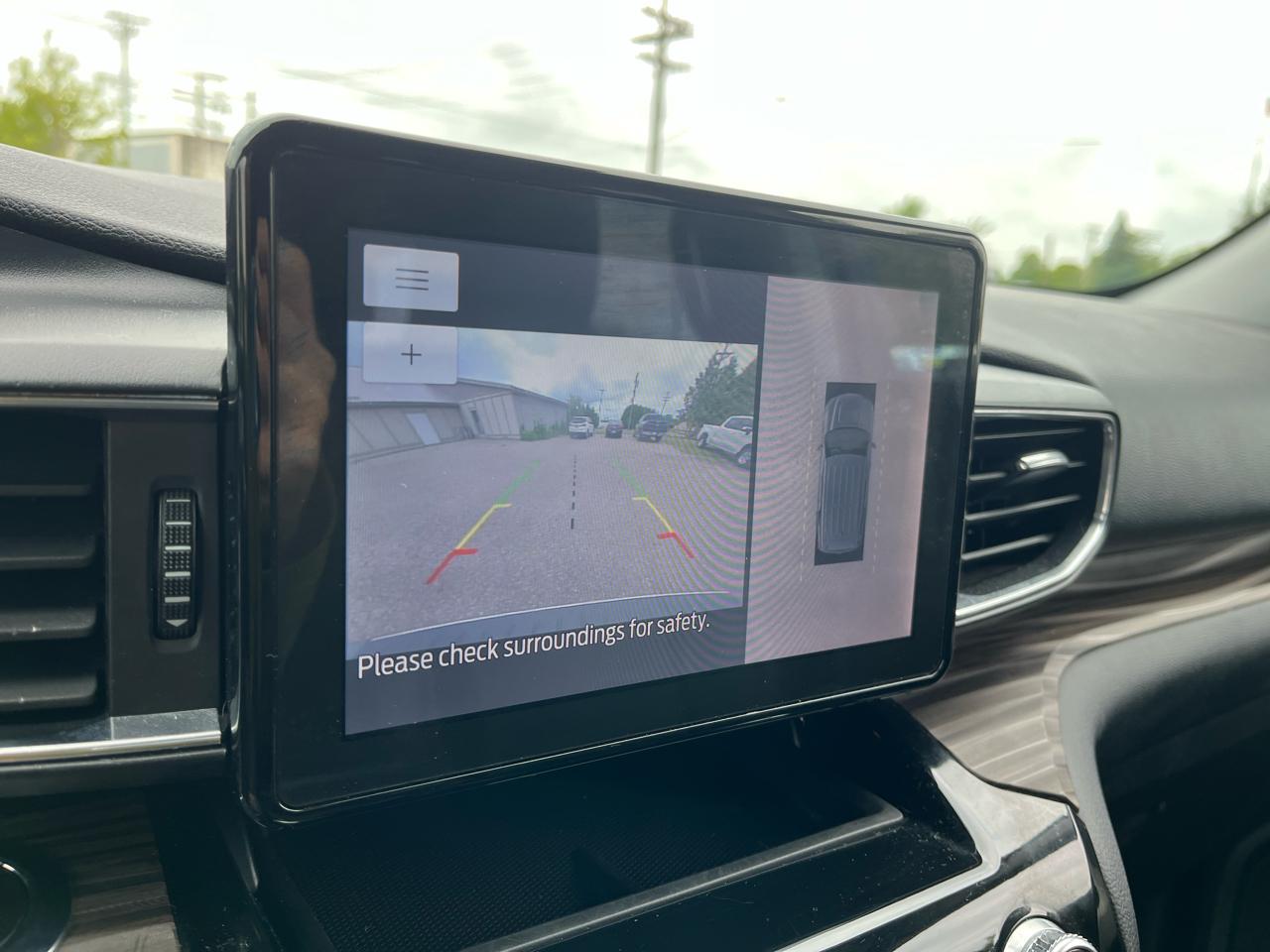 Ford Explorer  2021