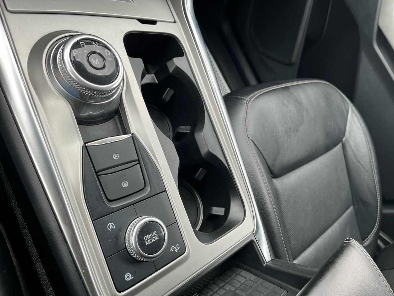 Ford Explorer  2021