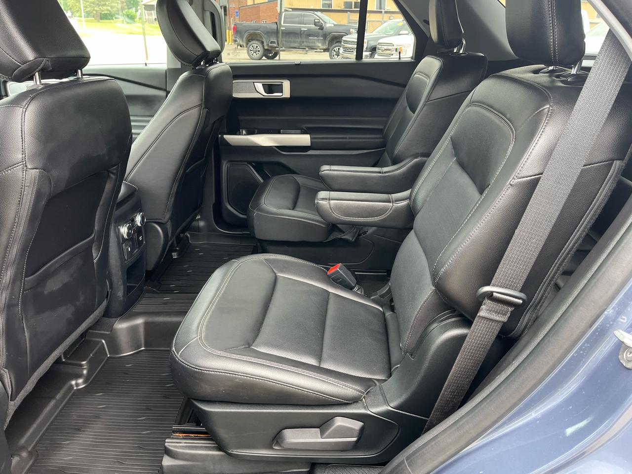 Ford Explorer  2021