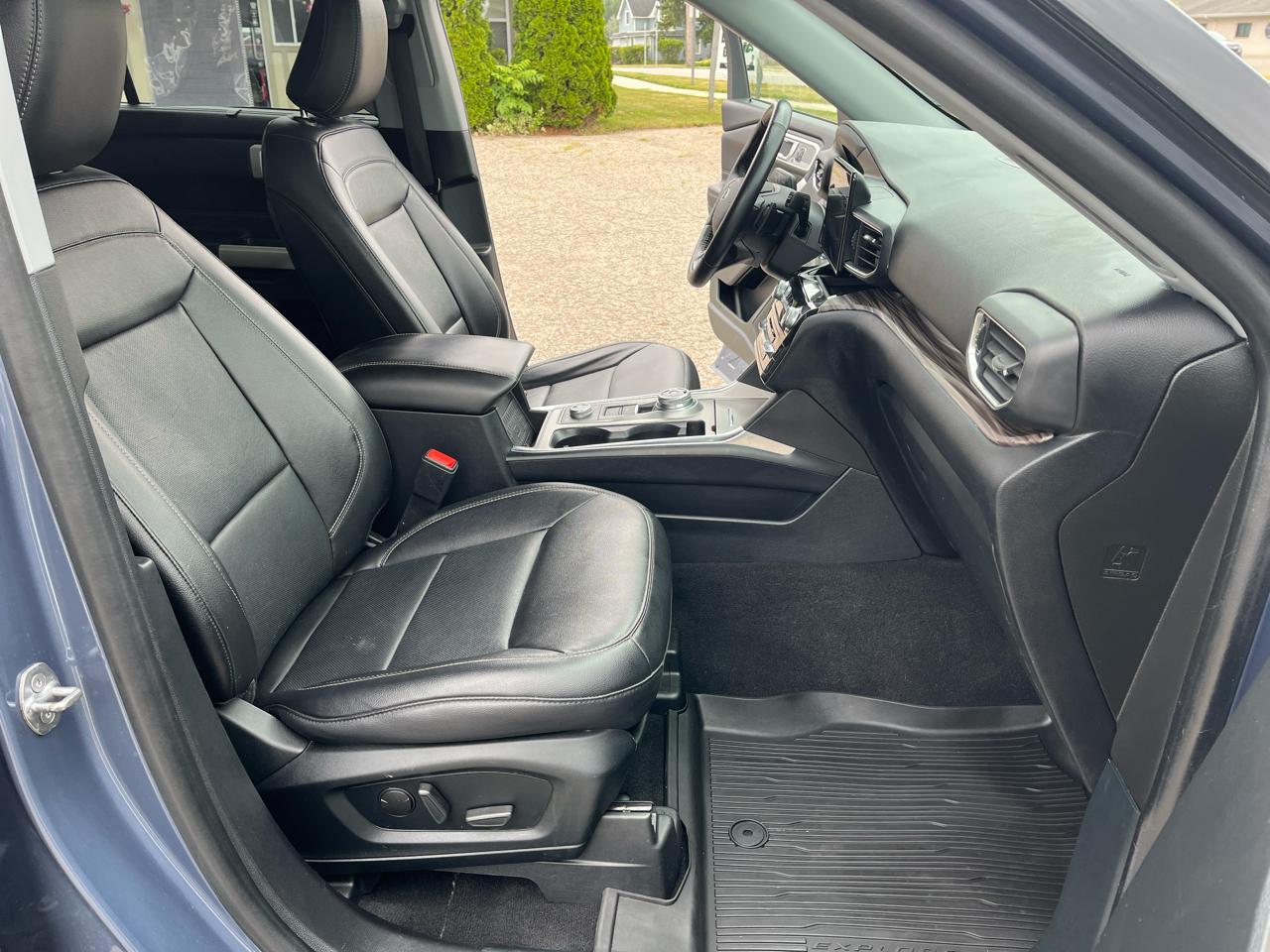 Ford Explorer  2021