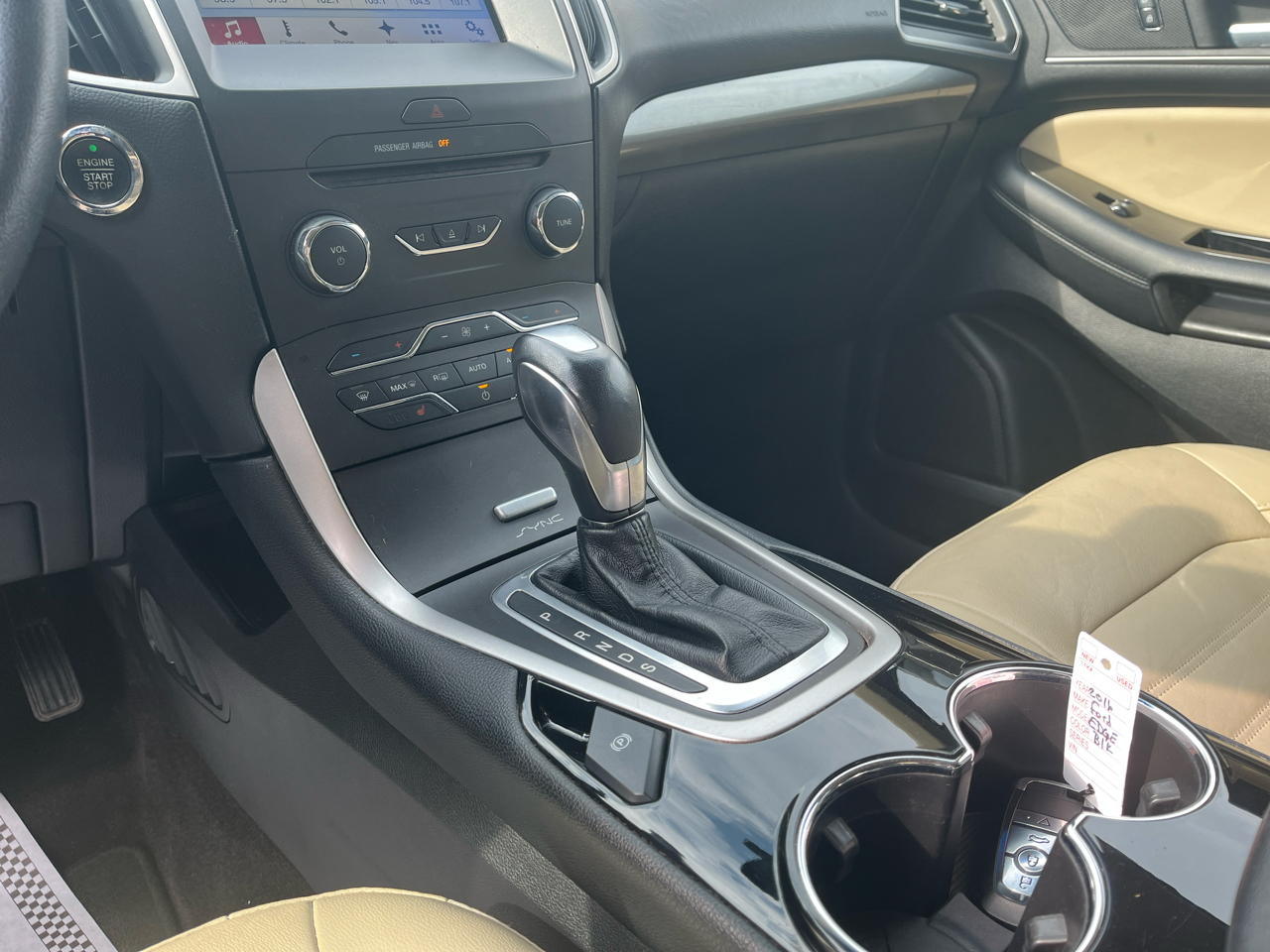 2016 Ford Edge SEL photo 14
