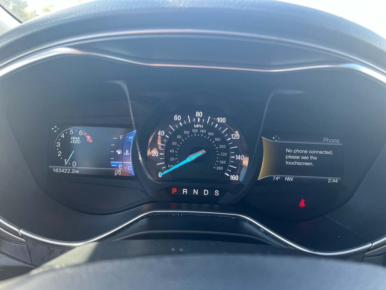2017 Ford Fusion SE photo 3