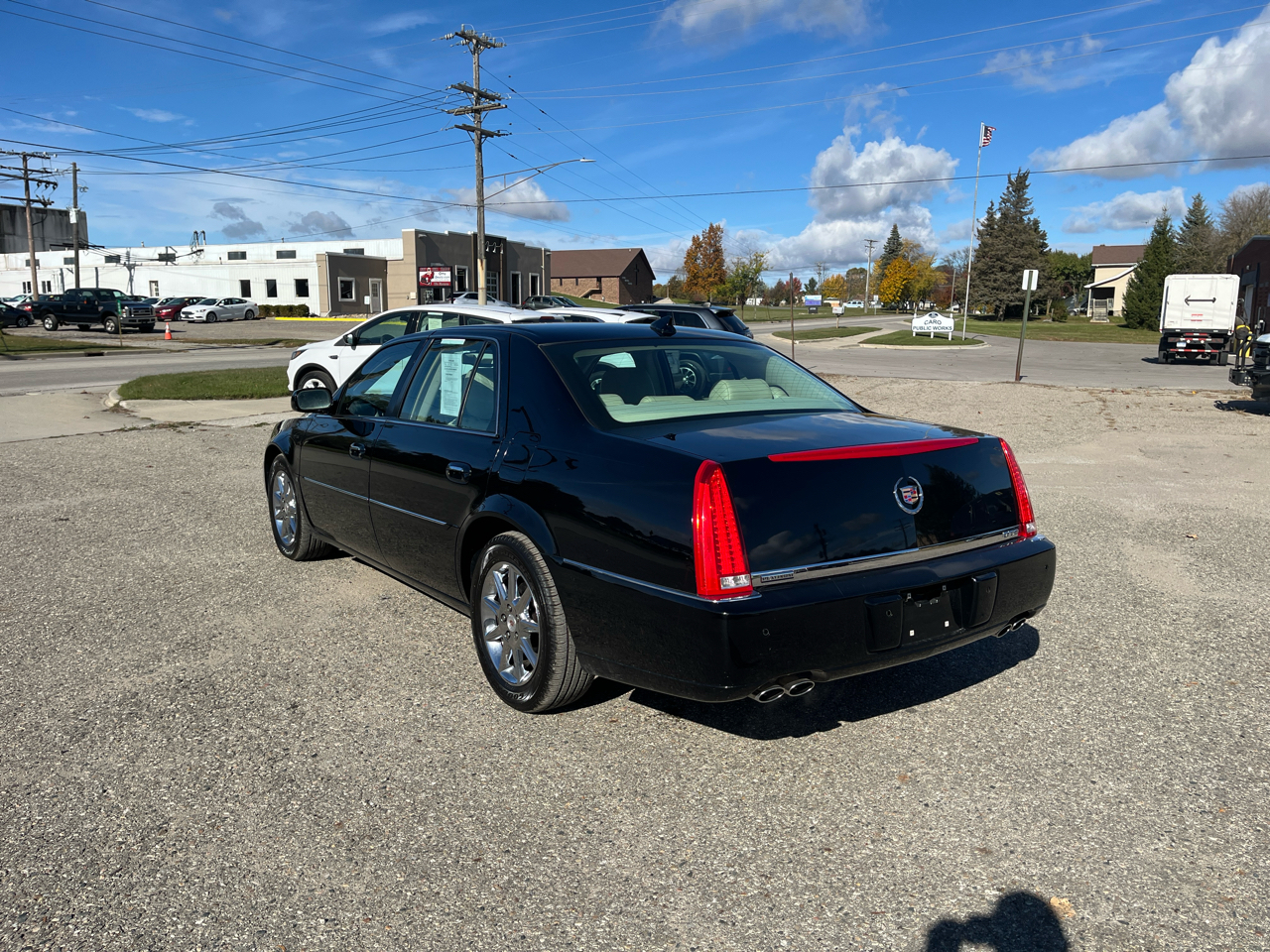 Cadillac DTS 4dr Sdn Platinum Collection 2009 Cadillac DTS 4dr Sdn Platinum Collection 2009