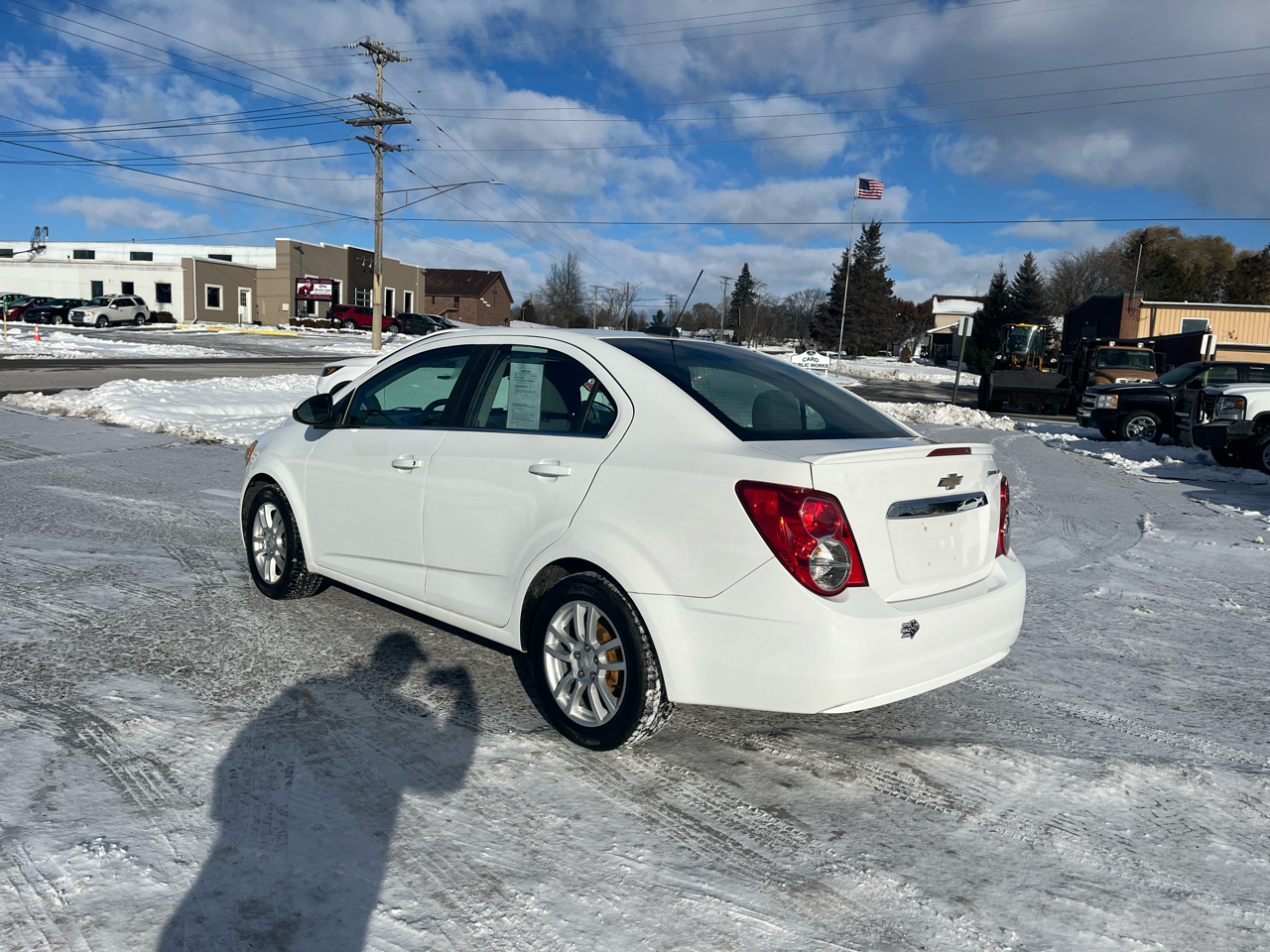 2015 Chevrolet Sonic LT photo 3