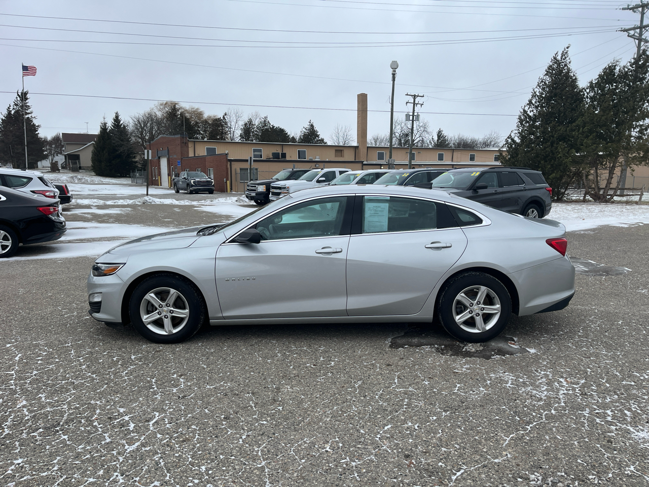 Chevrolet Malibu  2022