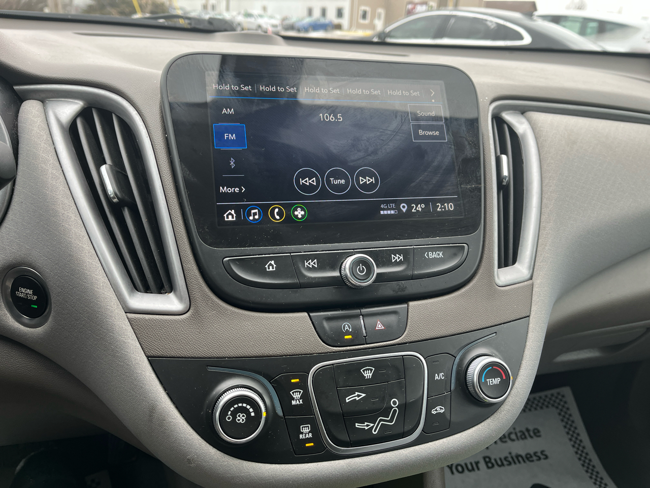 Chevrolet Malibu  2022