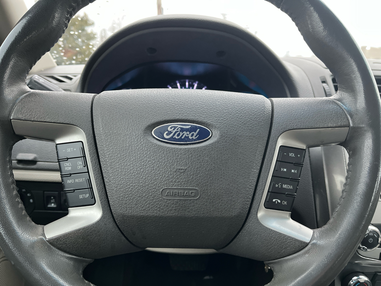 Ford Fusion  2012