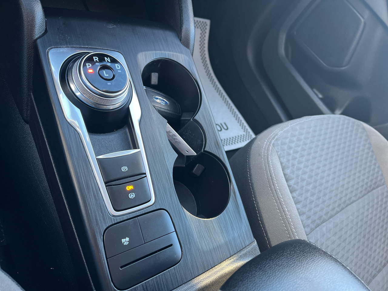 Ford Escape Hybrid  2021