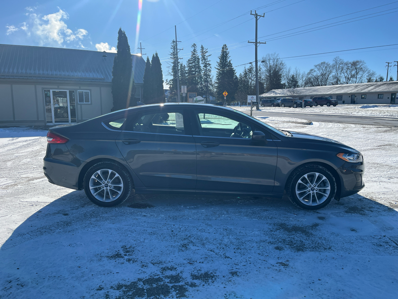 Ford Fusion Hybrid  2020