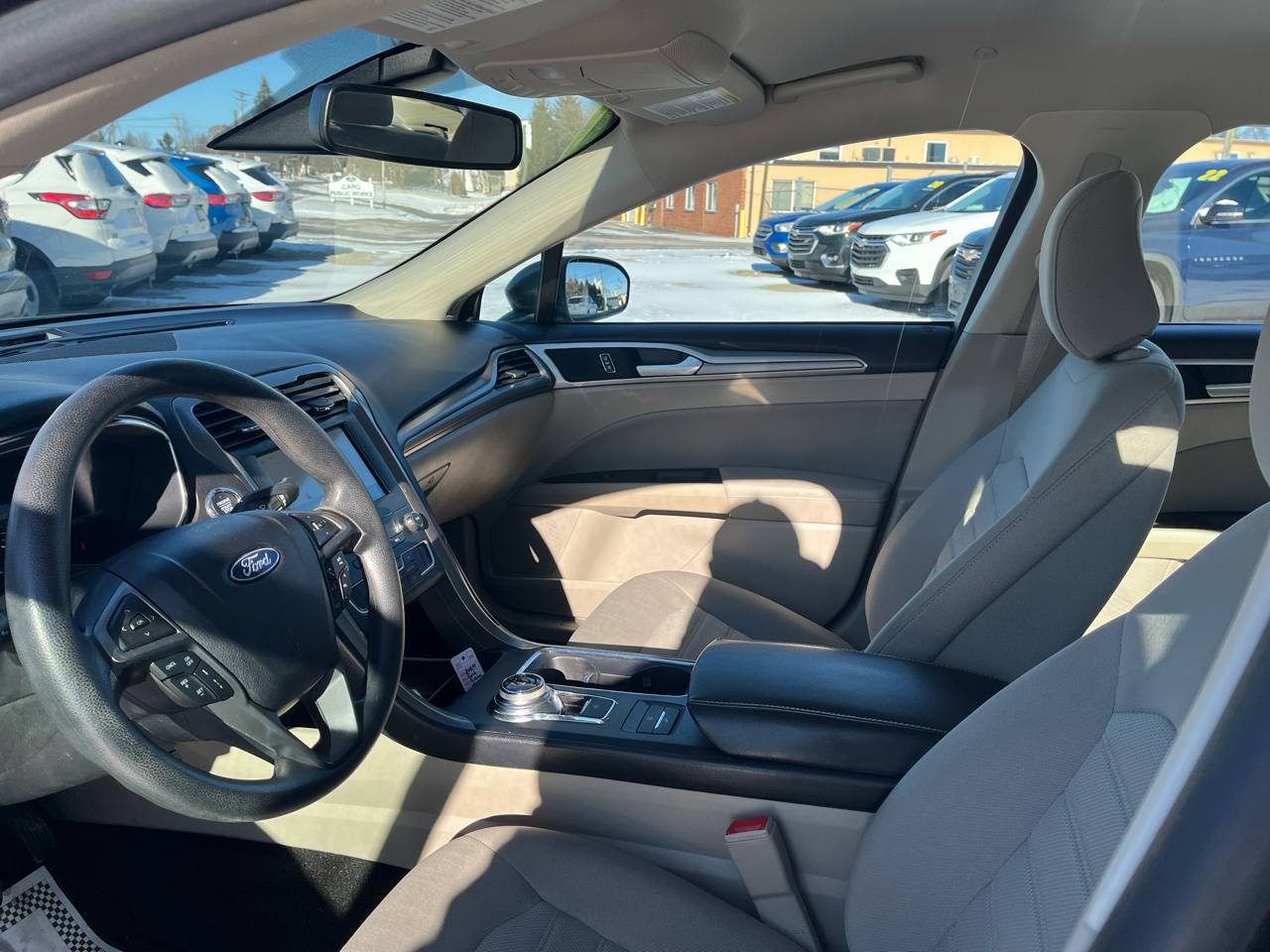 Ford Fusion Hybrid  2020