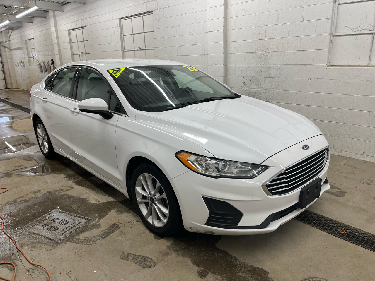 Ford Fusion Hybrid  2020